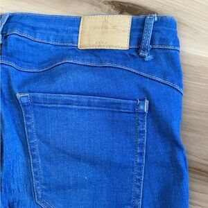 Zara Classic Blue Denim Jeans